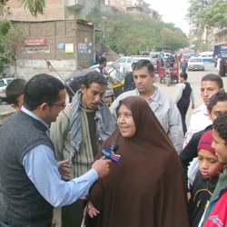 Alhurra journalist AbdelHamid Sayed conducts an interview.