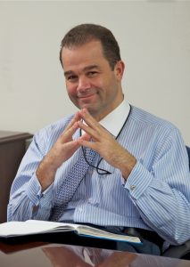 Portrait of André Mendes